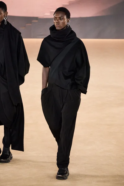 Look 76